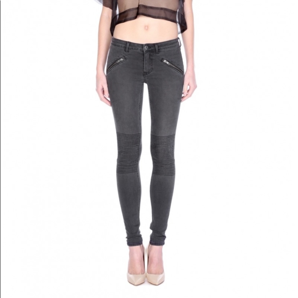 BLK DNM BIKER JEANS SIZE 27